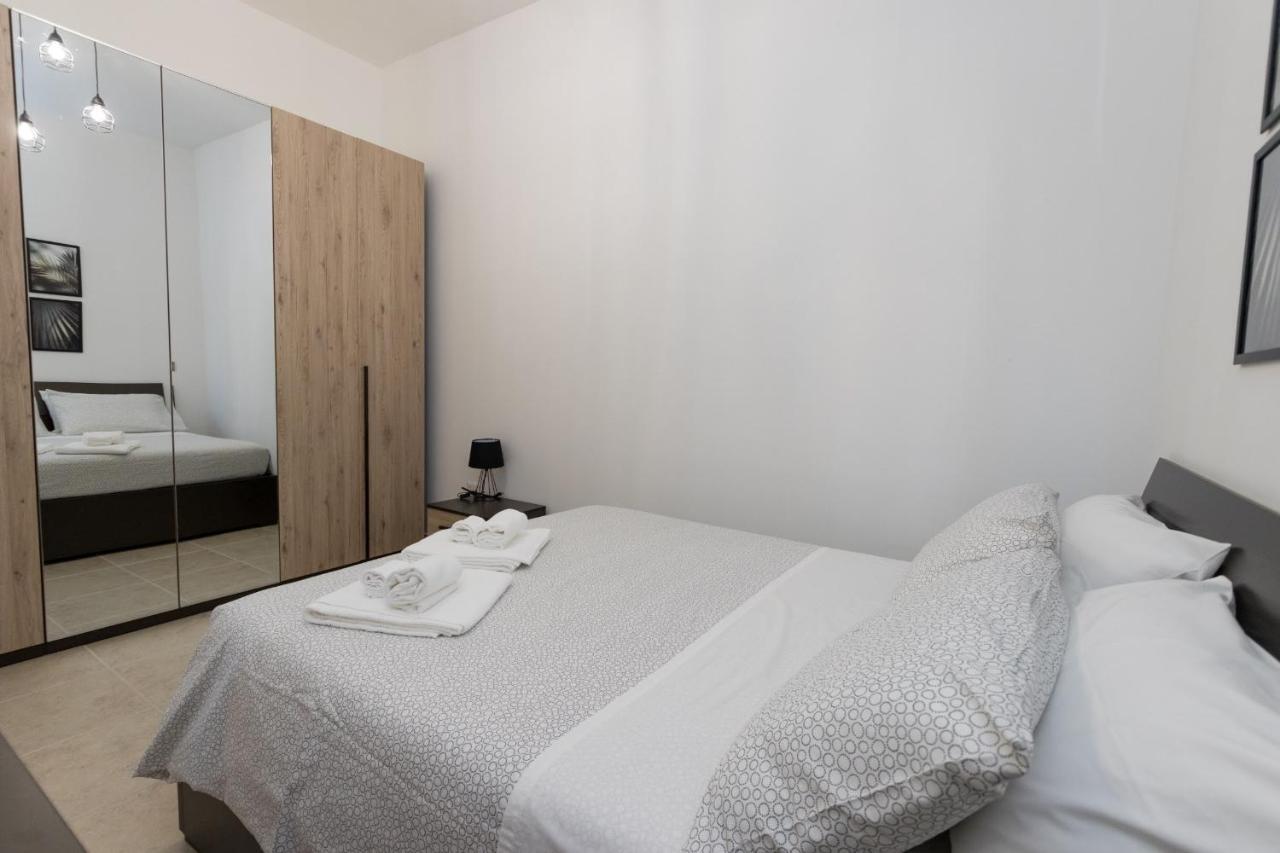 Drooms. Felline Eksteriør billede